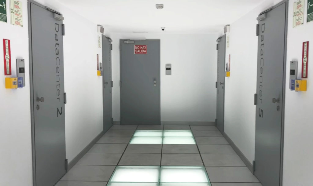 data-center-cabecera-ahora-freeware-soluciones-cloud-nube